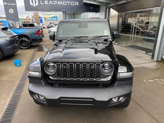 2026  Jeep Gladiator Rubicon Utility (Black) New Car Thumbnail