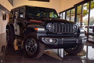 2025  Jeep Wrangler Unlimited Rubicon Hardtop (Black) New Car Thumbnail