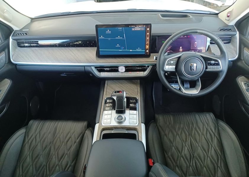 2024 GWM Tank 500 Ultra Hybrid Auto 4WD Photo 12