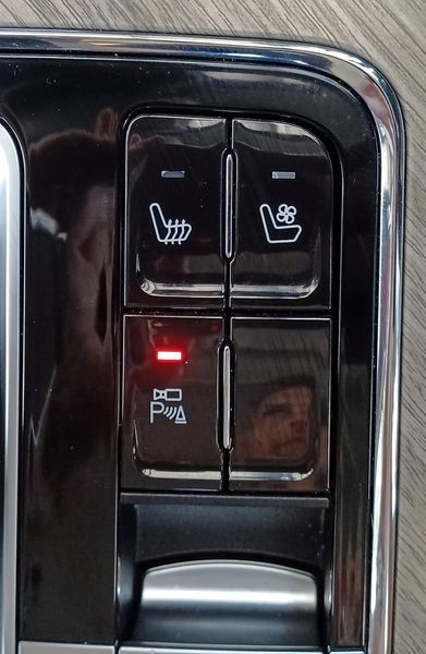 2024 GWM Tank 500 Ultra Hybrid Auto 4WD Photo 16