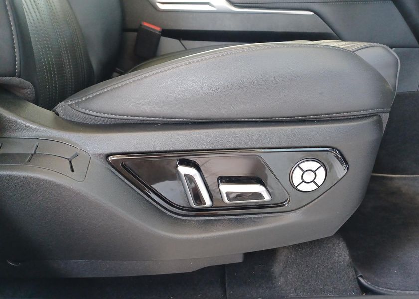 2024 GWM Tank 500 Ultra Hybrid Auto 4WD Photo 25